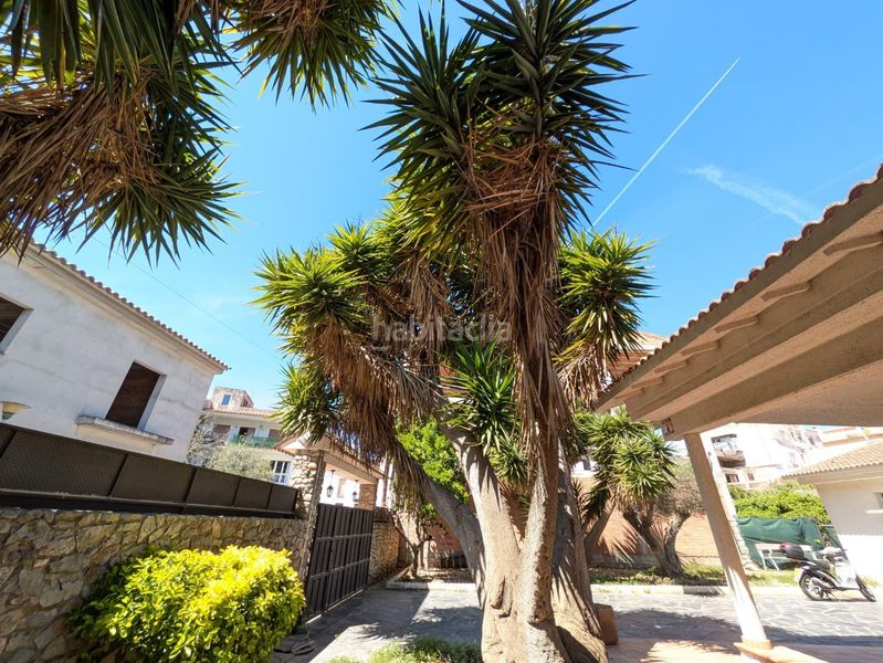 Foto af1c2c72-1c9a-4440-a311-5ba16ed376ad. Xalet amb aparcament a Bonastre