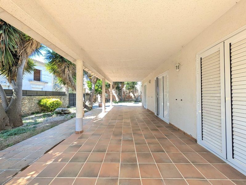 Foto c9049085-4838-43c7-b5e5-a21f83627cab. Xalet amb aparcament a Bonastre