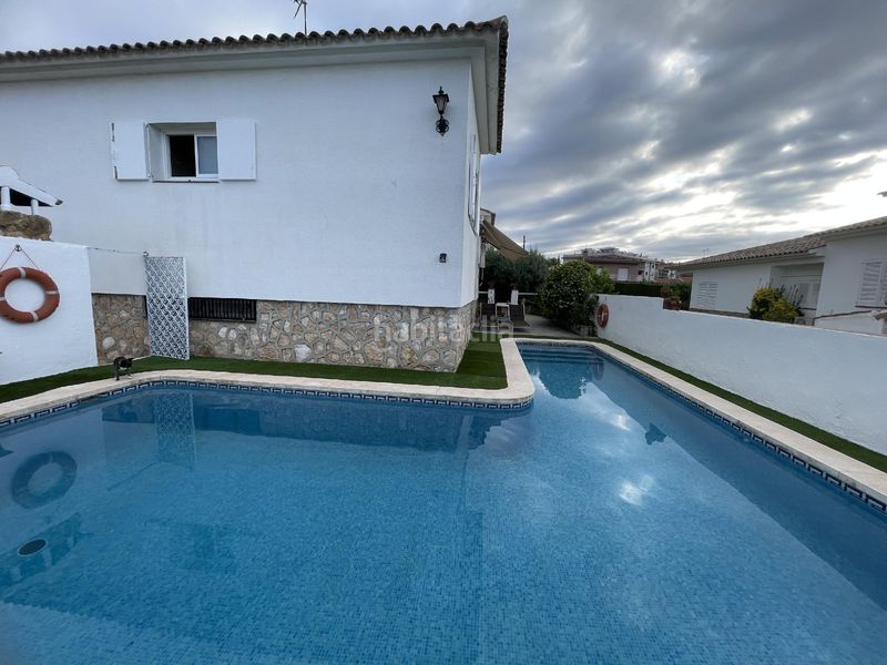 Foto bba99ea0-ea62-4341-b4c6-d44e98243890. Xalet amb calefacció aparcament piscina a El francas Coma-ruga