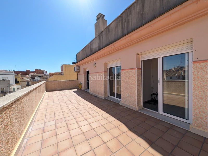 Foto 93670a35-0572-4025-a0da-d093ea1f15f6. Attico in Centre Vendrell (El)
