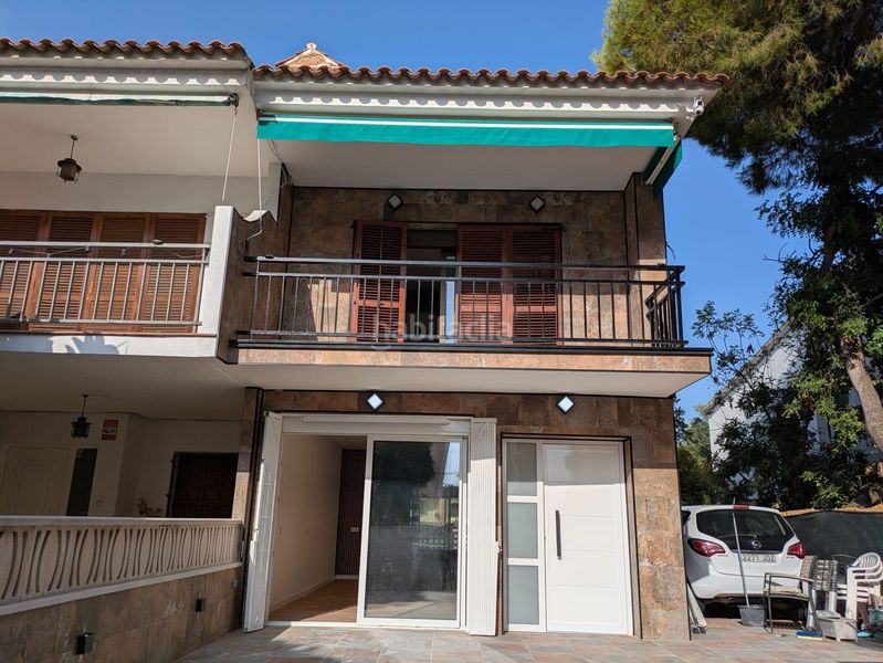 Foto 52aec6db-673d-46eb-b1a6-cec33fa23967. Towny house with pool in Coma-ruga platja Coma-ruga