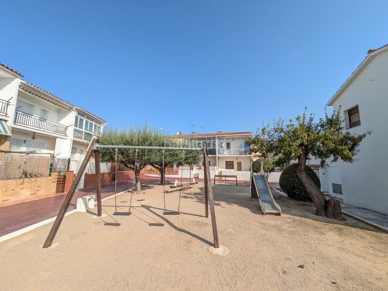 Foto f8e7429e-6242-470f-890c-3870908d7b3e. Towny house with pool in Coma-ruga platja Coma-ruga