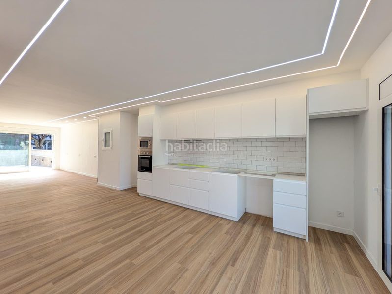 Foto f971435c-d72c-431d-ac58-772e56a8589a. Towny house with pool in Coma-ruga platja Coma-ruga