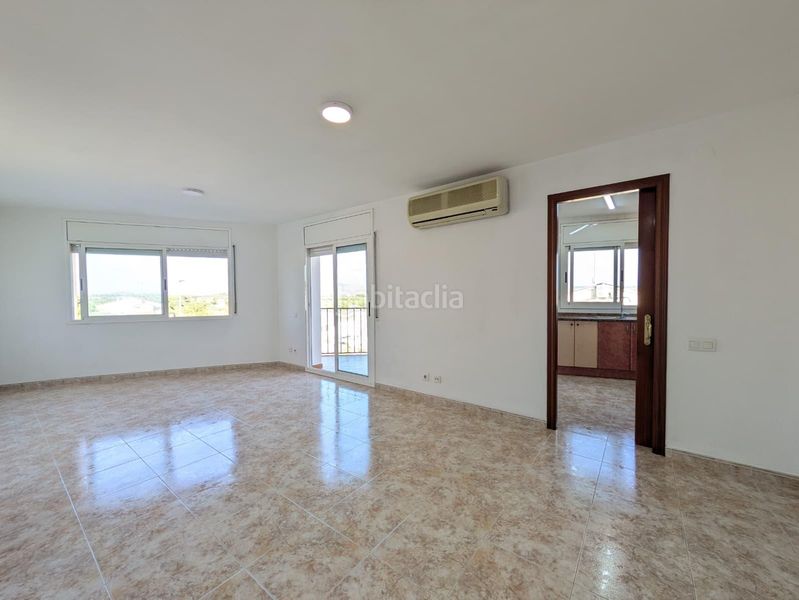 Foto fe3f566c-1293-4b31-ba04-e6ffd77bbbd7. Appartement avec parking dans Banyeres del Penedès