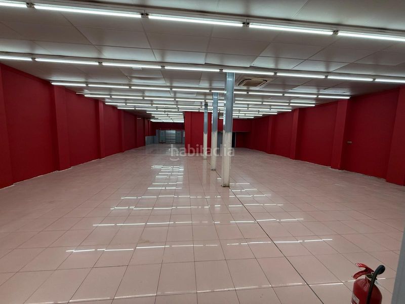 Foto b7d0a678-737d-4d76-85e5-b4c019a81024. Local comercial a Centre Vendrell (El)
