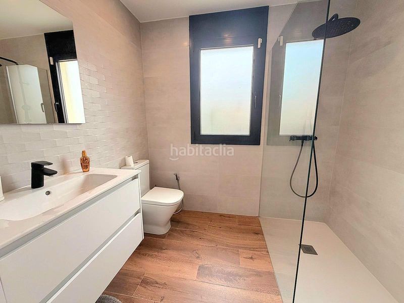 Foto 0e71f607-e012-473b-874d-e44fd770d229. Chalet con riscaldamento in Cunit residencial Cunit