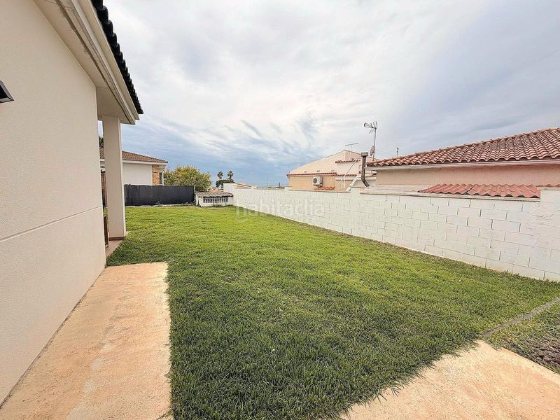 Foto 92fed068-0a18-4198-ab45-533b1202d9b9. Chalet con riscaldamento in Cunit residencial Cunit