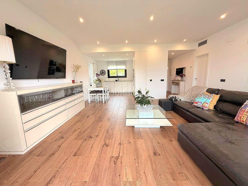 Foto a3f3f409-4436-4a88-bb89-44271c888ecc. Chalet con riscaldamento in Cunit residencial Cunit