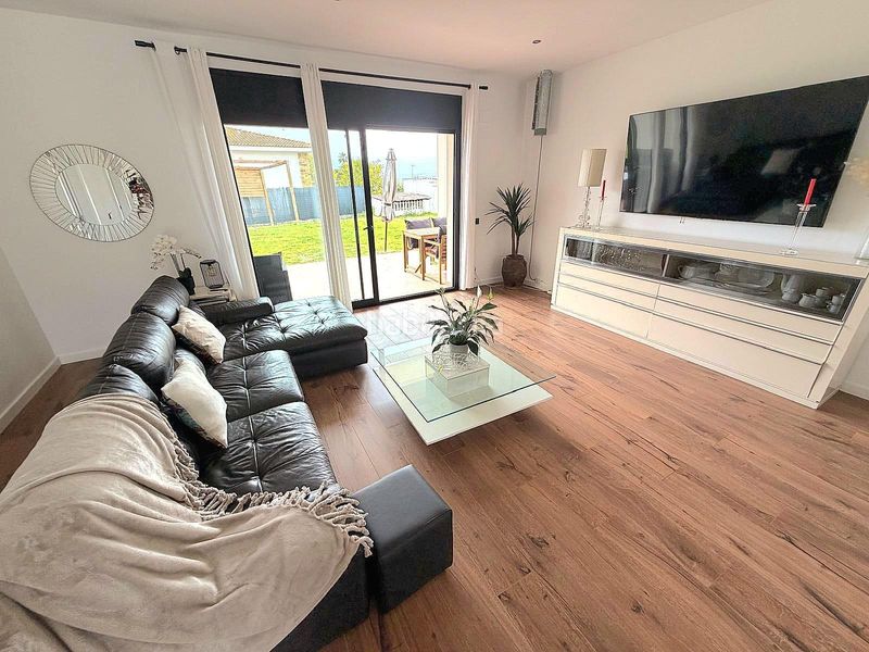 Foto b3de2f8d-95ac-4b48-b5cf-c7920ab90487. Chalet con riscaldamento in Cunit residencial Cunit