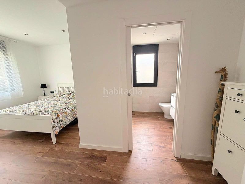 Foto c791f3a2-134f-4885-8cf9-8832baab3850. Chalet con riscaldamento in Cunit residencial Cunit
