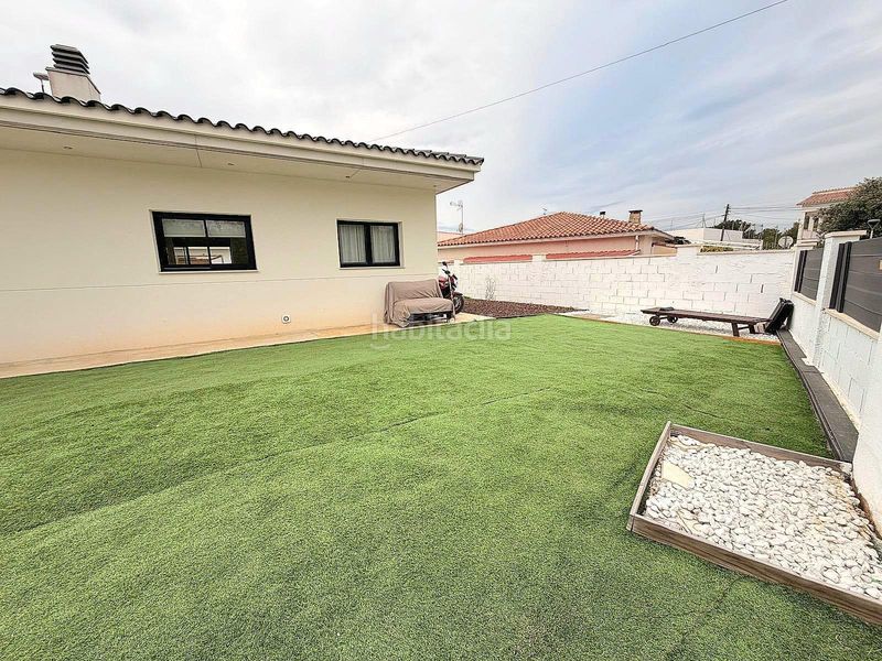 Foto f4e51a36-b933-40c5-a385-4feb60a3f5ff. Chalet con riscaldamento in Cunit residencial Cunit
