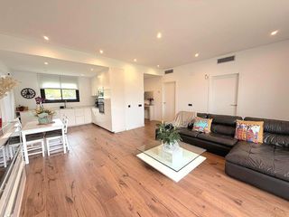 Xalet a Cunit Residencial. A 10 minutos del mar.