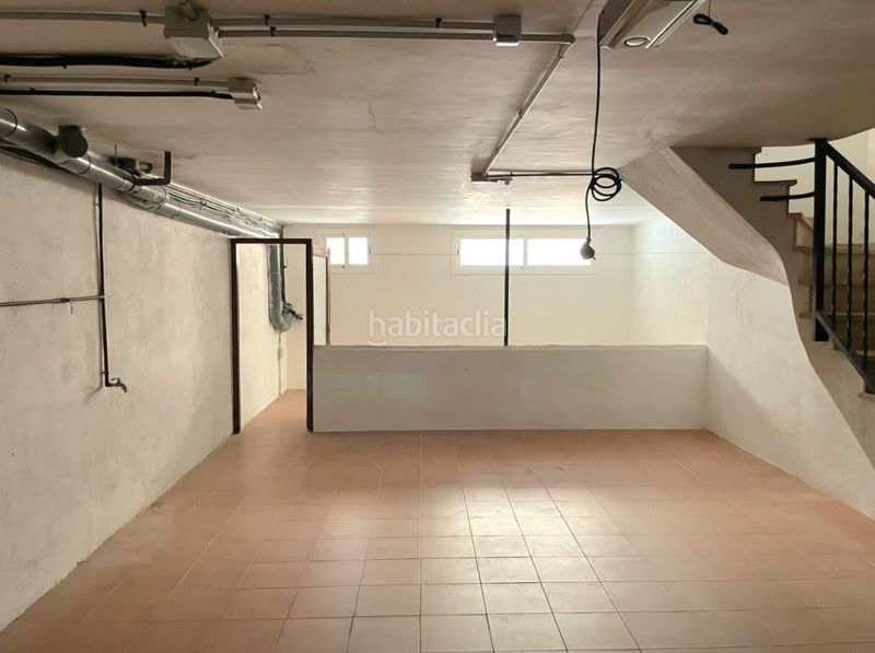 Foto b993bb61-c6a6-4a9e-ba1a-48e39f4c6ae8. Casa aparellada amb aparcament a Calafell poble Calafell