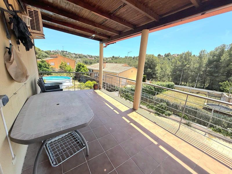 Foto 91a655fb-5483-4f7e-8a41-e0e6a4dfbeab. Xalet amb calefacció aparcament piscina a Valldemar-Montmar Segur de Calafell