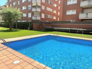 Planta baixa a L�Estany. En segunda l�nea de mar.