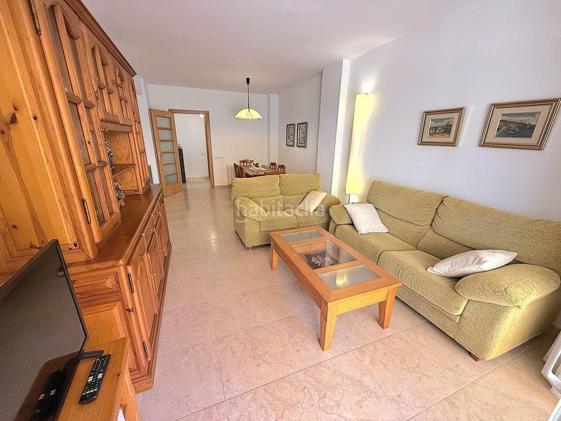 Foto 51ea384c-2852-4cc3-a3e9-0f496aa7486c. Planta baixa amb calefacció aparcament piscina a Calafell