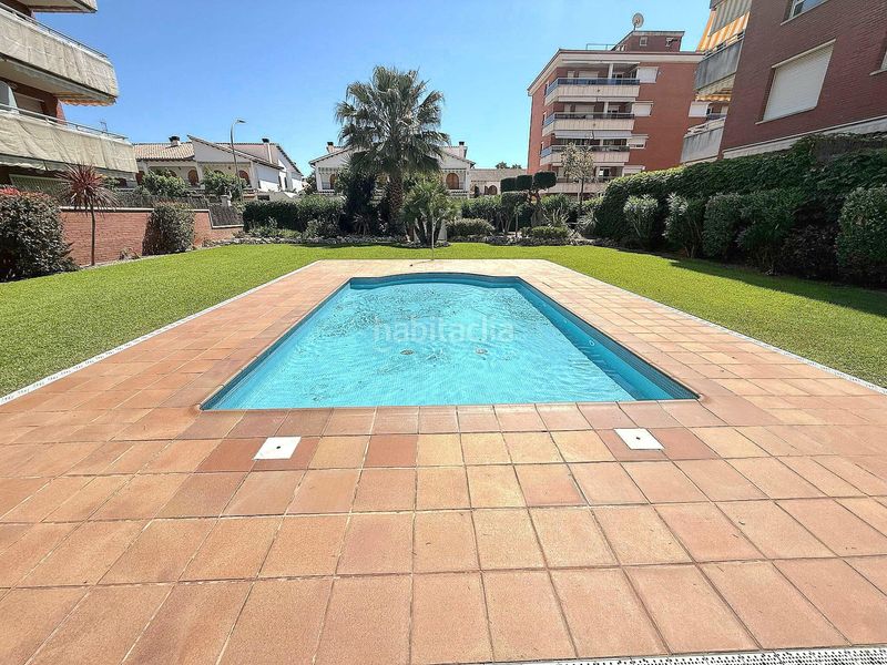 Foto a5dc38e9-693e-486f-9739-93385f9a3f05. Planta baixa amb calefacció aparcament piscina a Calafell