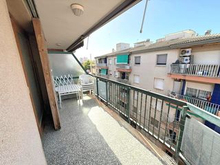 Apartament a Calafell Platja. En calafell platja a 100mts del mar.