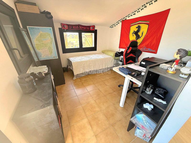 Foto 33b5f984-49ca-4000-8a0c-7f9437c56a8e. Casa aparellada a Calafell residencial Calafell
