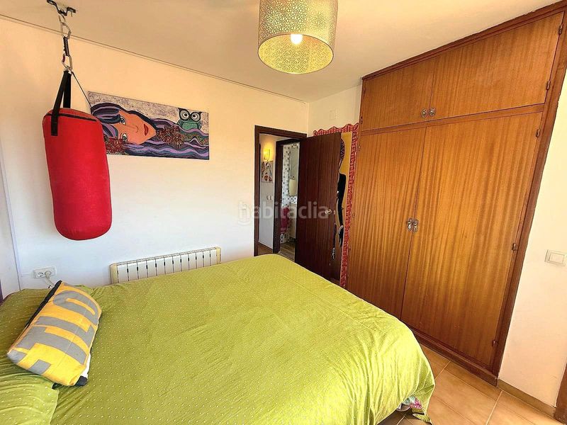 Foto 6c4fde30-b200-40d5-9100-464a46e79edd. Casa aparellada a Calafell residencial Calafell