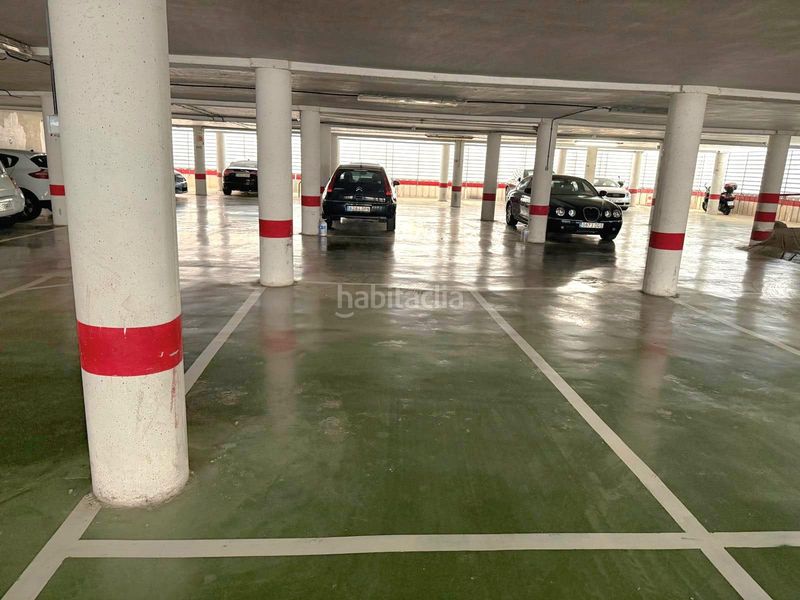 Foto 0ee9b198-a446-4e03-9070-cb5aee2a121d. Aparcament cotxe a Calafell platja Calafell