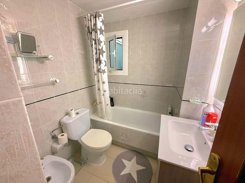 Foto 4ce54654-d90e-49c8-9be4-c7822336a15b. Apartament amb calefacció aparcament piscina a L´Estany Calafell