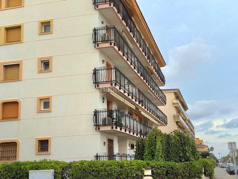 Foto 96ad569c-f5de-401d-b87f-cbcb49a4435a. Apartament amb calefacció aparcament piscina a L´Estany Calafell
