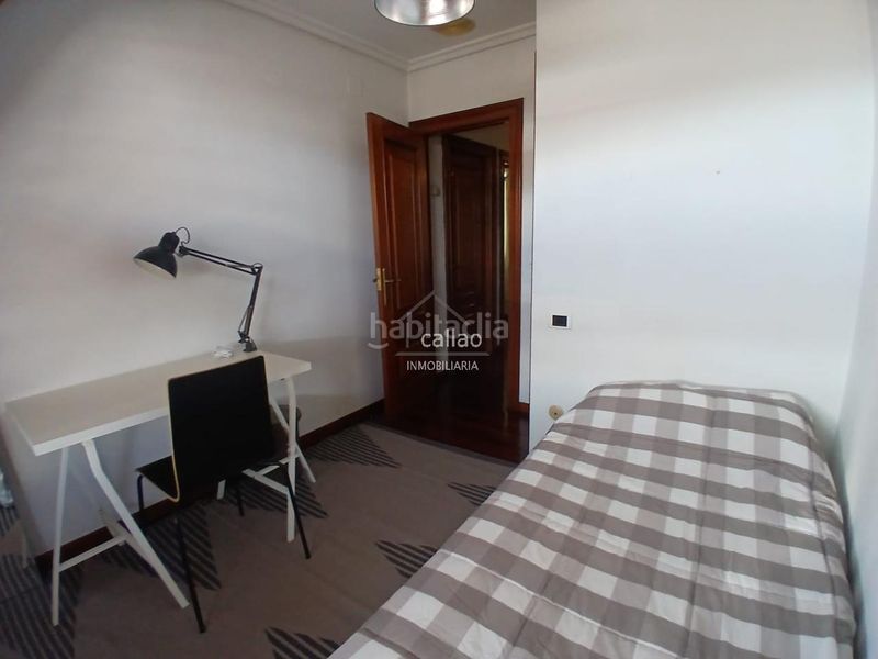 Foto 2561d0eb-47d0-4d4a-87bf-1863c51c245e. Rent flat with heating parking in Plaza de España Ferrol