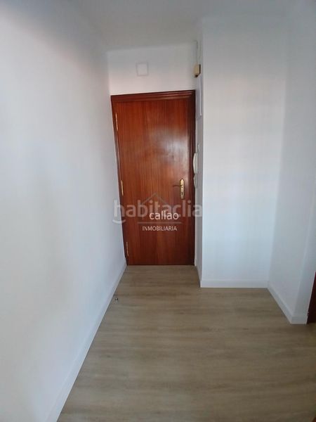 Foto fc030bba-1d65-42d1-ab79-efaa61a23434. Lloguer pis amb calefacció a Porta Nova Ferrol