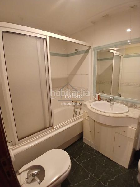 Foto 2bff7b52-2bfa-4207-bc47-dc1b20022e10. Rent flat with heating in Esteiro Ferrol