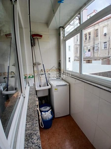 Foto 3c2c2293-015c-4268-a206-9f2510ee1a00. Rent flat with heating in Esteiro Ferrol