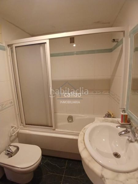 Foto 59171bd4-01f6-4a91-a405-1035cbce1dcf. Rent flat with heating in Esteiro Ferrol