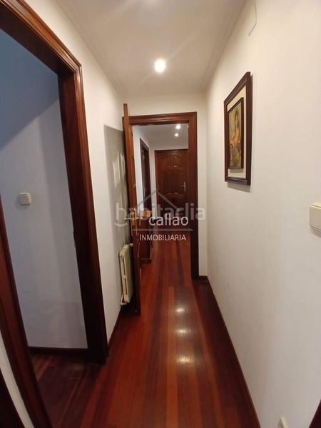 Foto 62d6aec6-6560-454c-9f3a-48d5fed6deb6. Rent flat with heating in Esteiro Ferrol