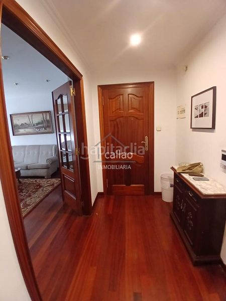 Foto 871600f2-5da7-4b78-8533-f6da08b8bad4. Rent flat with heating in Esteiro Ferrol