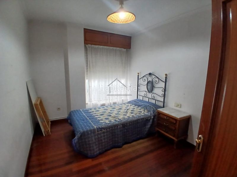 Foto 9aa08a9a-15e3-4457-acae-cef0f3dd6b93. Rent flat with heating in Esteiro Ferrol