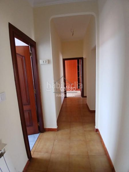 Foto 06f892bf-d931-47fd-ab1c-b13d56a00cab. Rent flat with heating in A Malata - Catabois - Ciudad Jardín Ferrol
