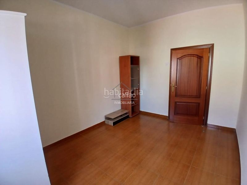 Foto 2b5fe56b-1c9d-443f-bc8c-e31451ae6b81. Rent flat with heating in A Malata - Catabois - Ciudad Jardín Ferrol