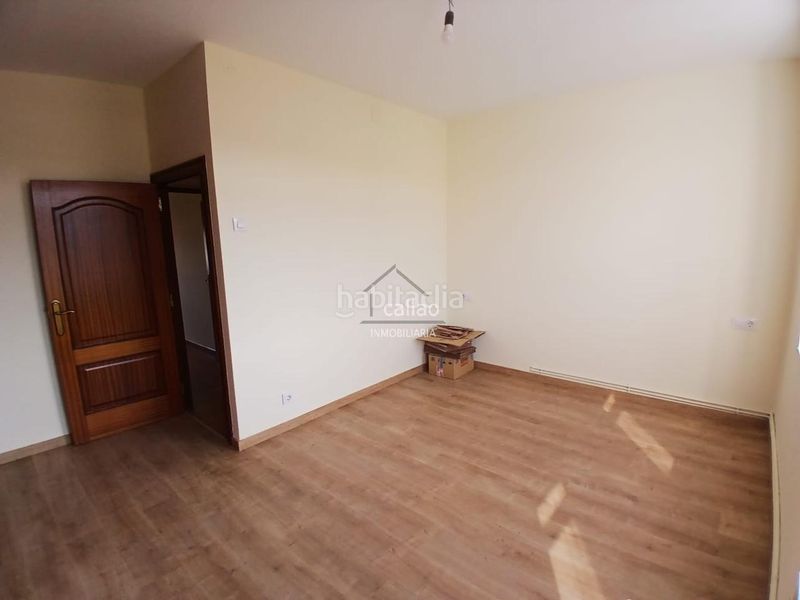 Foto f40e983e-84a1-4b3a-b1e5-205205e15b93. Rent flat with heating in A Malata - Catabois - Ciudad Jardín Ferrol