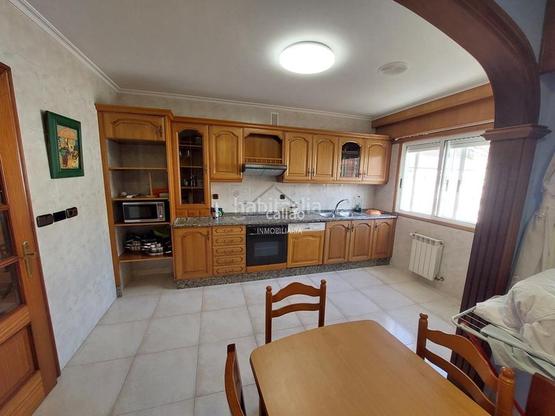 Foto bae8b1f2-e2a8-413b-8adb-05a8992e1d9c. Lloguer dúplex amb calefacció a Plaza de España Ferrol