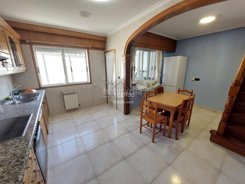 Foto 7f032e79-5fa5-4949-8d41-34acb5e6de0c. Rent duplex with heating in Plaza de España Ferrol
