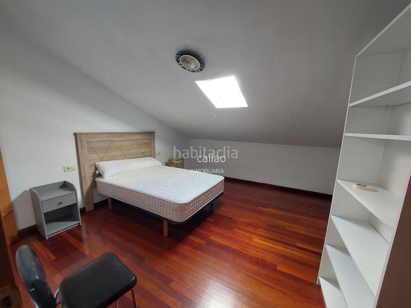 Foto 90deaeb2-b08d-4065-9a46-ccfd5ae89ea1. Rent duplex with heating in Plaza de España Ferrol