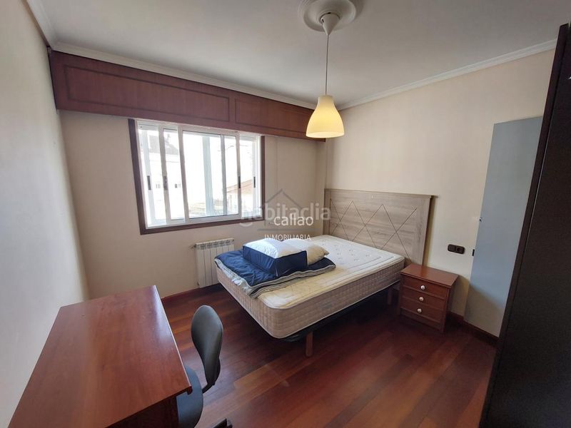 Foto 9c40f02a-a86a-4fa0-8ae3-e6c554eb95d2. Rent duplex with heating in Plaza de España Ferrol