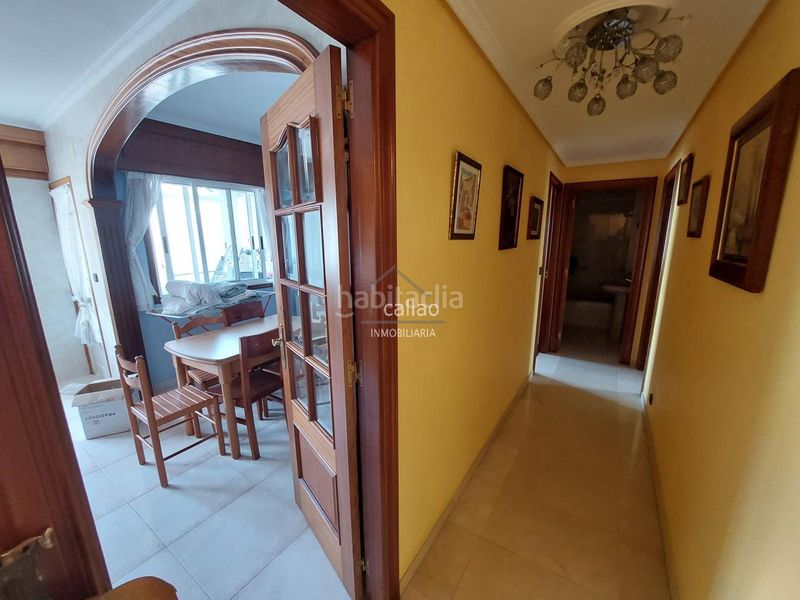 Foto c6b6cbb9-36d8-412c-8a37-551676ba1fa4. Rent duplex with heating in Plaza de España Ferrol