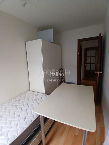 Foto e14fe915-6f67-4b3e-892a-070a58969af7. Rent flat in Canido Ferrol