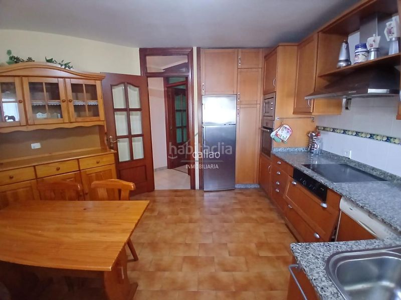 Foto c76584e0-6bab-439d-a2c0-e8399c427895. Pis a Zona Ultramar Ferrol