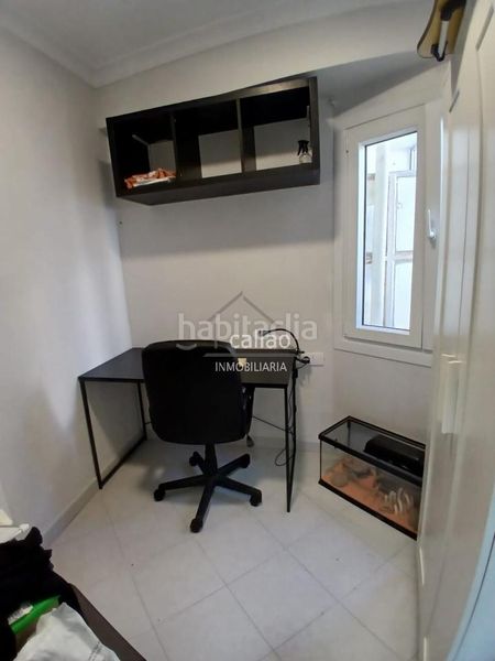 Foto 46f35906-6a98-40f7-9a6b-bd9514297fd7. Piso en A Malata - Catabois - Ciudad Jardín Ferrol