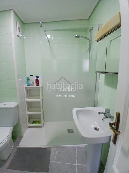 Foto 75af1fc0-c458-4469-af7e-78e4d916e793. Piso en A Malata - Catabois - Ciudad Jardín Ferrol