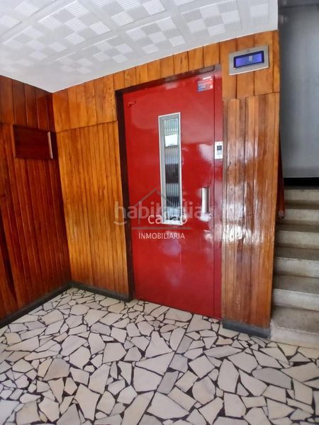 Foto bc0d1421-88f5-4b2c-a7b5-fa89c7d0d15c. Piso en A Malata - Catabois - Ciudad Jardín Ferrol