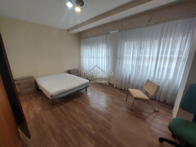 Foto 5ff5f818-3cef-4ee2-a6ec-d2f48871c35d. Rent flat with heating in Centro Ferrol