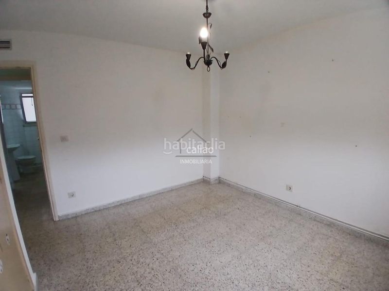 Foto 0950cea9-bf15-4a36-8042-3094535cc2fe. Piso en Caranza Ferrol